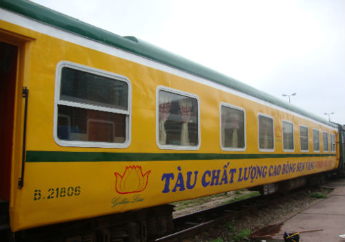 Đại lý vé tàu Bông sen vàng đi Vinh